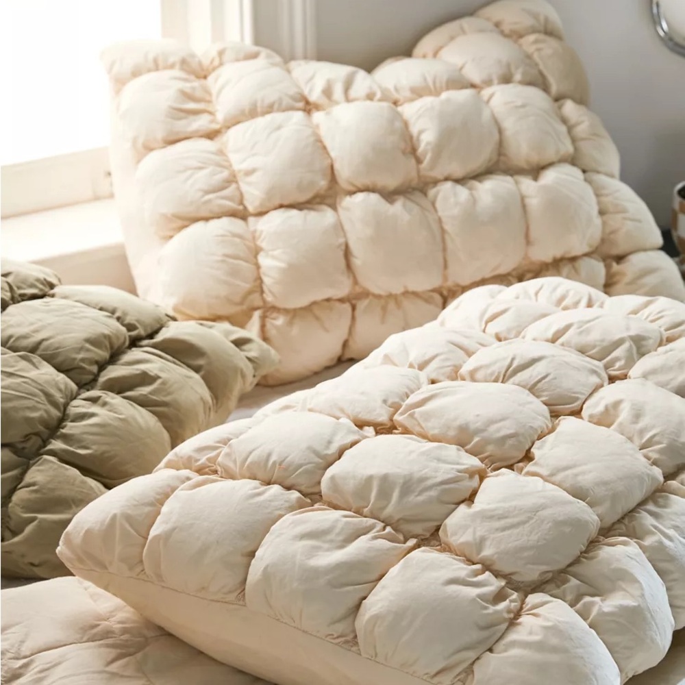 Gorgeous Marshmallow Puff Cloud Sham Set